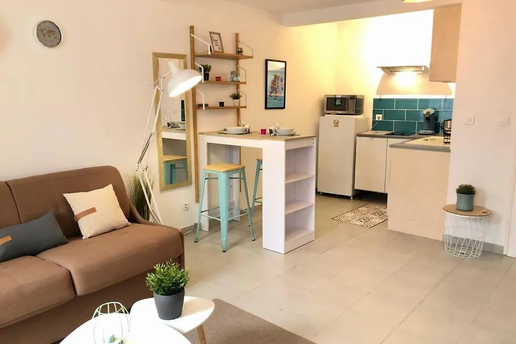 Studio Sérénité-La Roquette-Rue très calme Arlés Apartamento